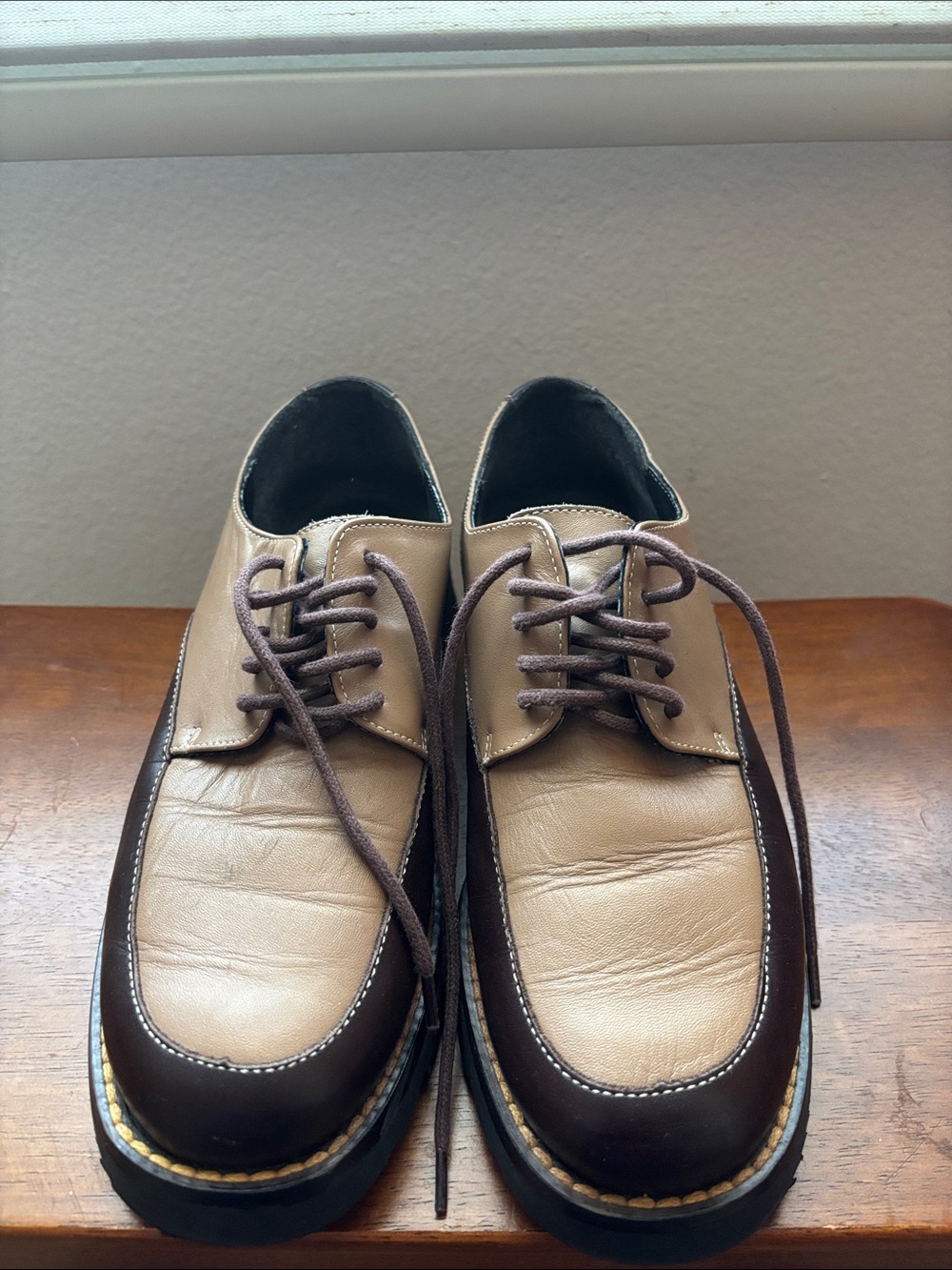 Women’s Two-Tone Brown Leather Casual Derby Shoes